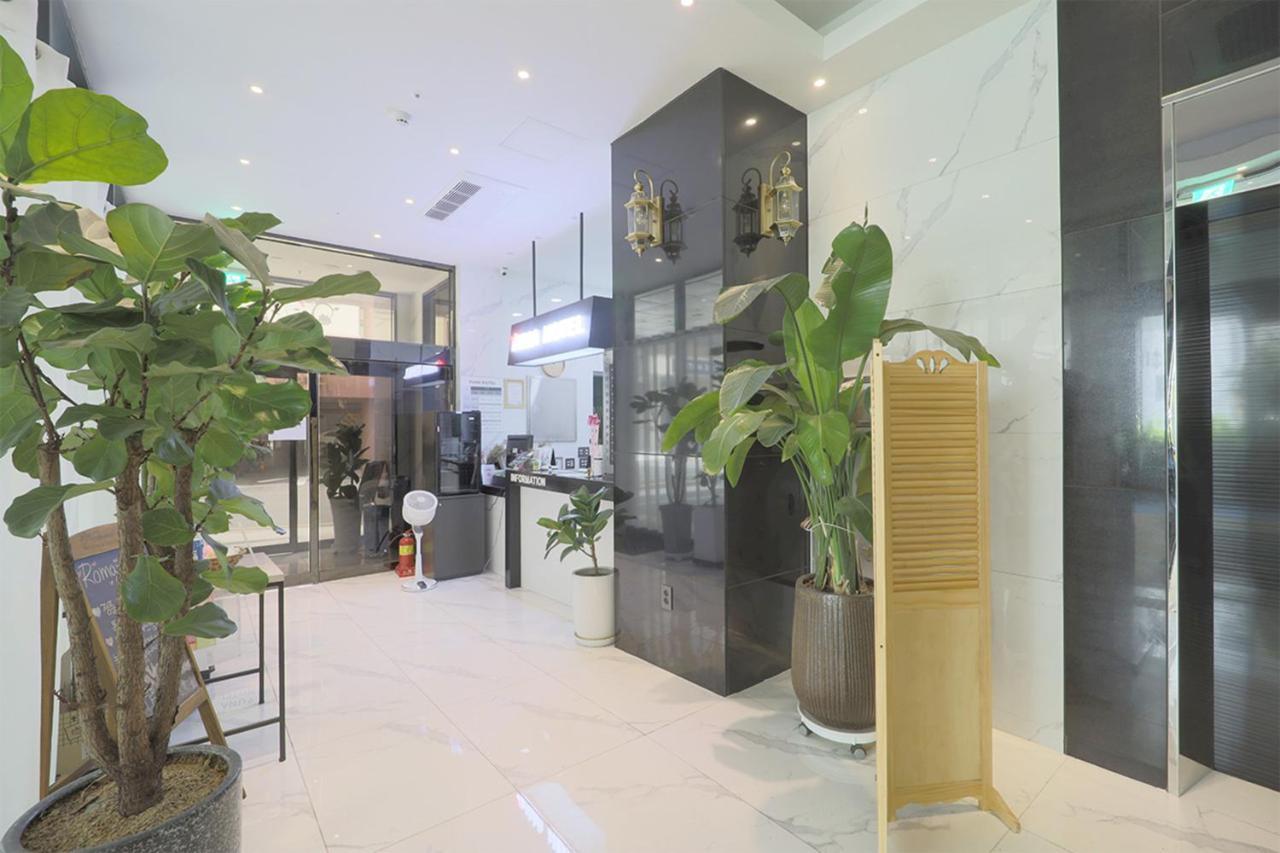 Hotel Yuna Business Busan Exterior photo