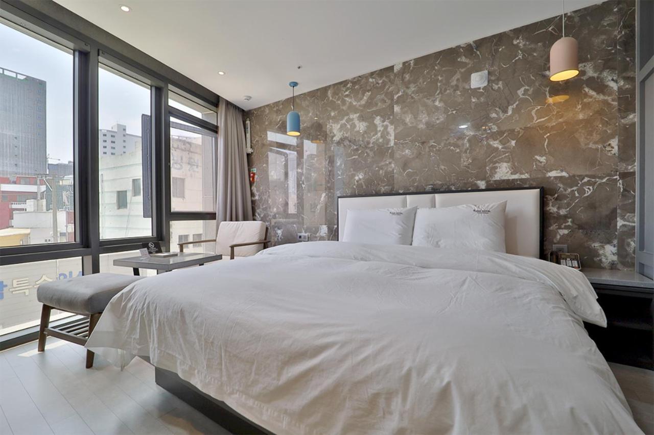 Hotel Yuna Business Busan Room photo