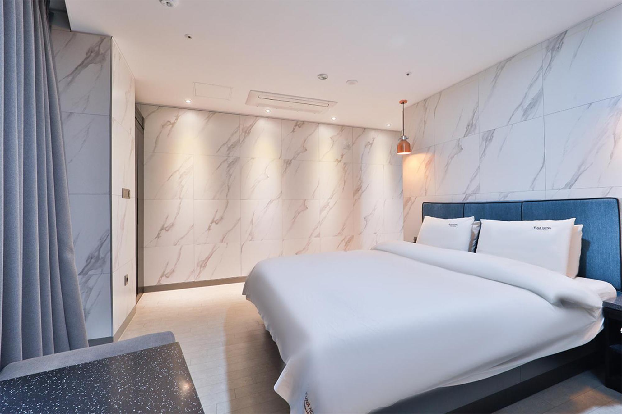 Hotel Yuna Business Busan Exterior photo