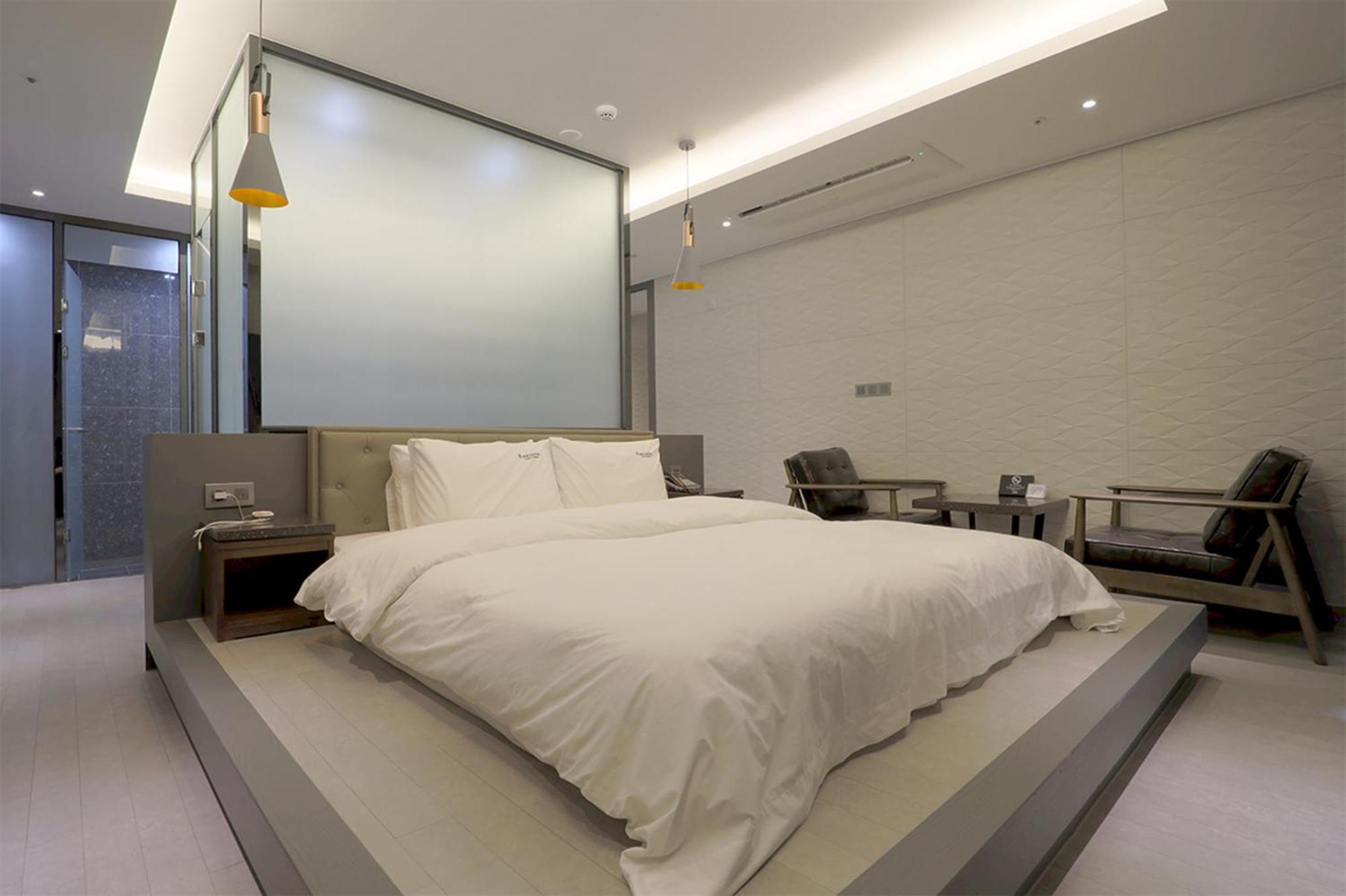 Hotel Yuna Business Busan Room photo