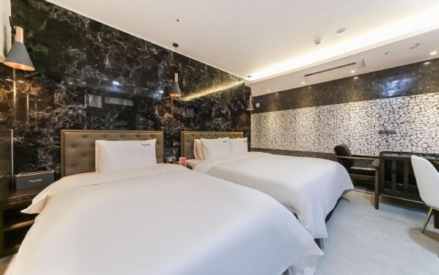 Hotel Yuna Business Busan Exterior photo